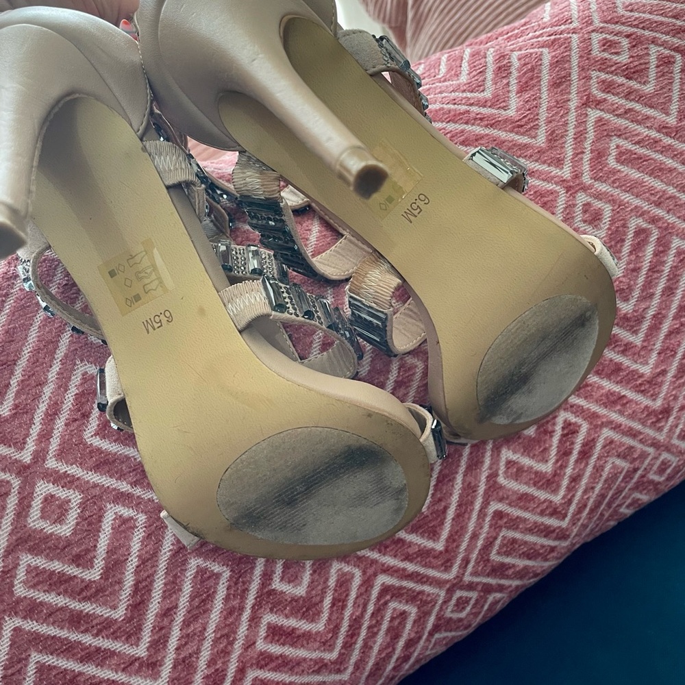 Steve Madden Crystal Nude Heels Size 6.5 - Picture 7 of 9